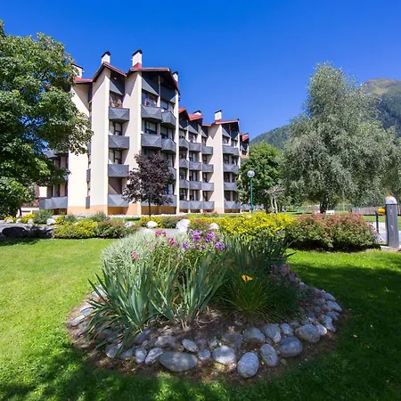 Apartment Grand Roc B207 From Slopes 260m, View, Parking & Wifi - Happy Chamonix